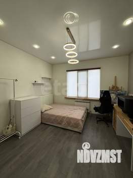 Дом 229м&sup2;, 2-этажный, участок 6 сот.  