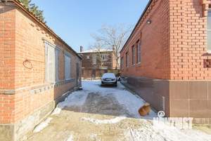 Дом 220м&sup2;, 1-этажный, участок 6 сот.  