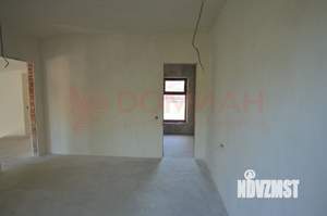 Дом 200м&sup2;, 2-этажный, участок 3 сот.  