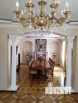 Дом 640м&sup2;, 2-этажный, участок 6 сот.  