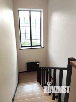 Дом 220м&sup2;, 2-этажный, участок 6 сот.  