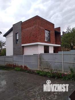 Дом 131м&sup2;, 2-этажный, участок 3 сот.  