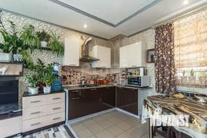 Дом 128м&sup2;, 3-этажный, участок 5 сот.  