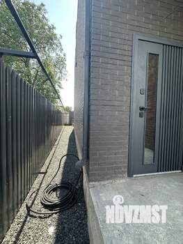 Дом 130м&sup2;, 2-этажный, участок 3 сот.  