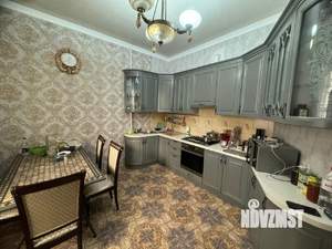 Дом 196м², 2-этажный, участок 5 сот.  
