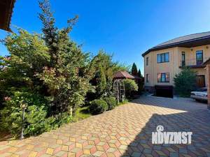 Дом 403м², 3-этажный, участок 6 сот.  