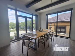 Дом 228м&sup2;, 2-этажный, участок 14 сот.  