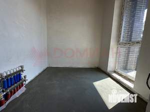 Дом 210м&sup2;, 2-этажный, участок 3 сот.  