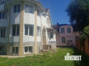 Дом 575м², 2-этажный, участок 8 сот.  