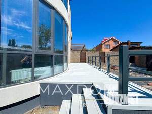 Дом 340м², 2-этажный, участок 3 сот.  