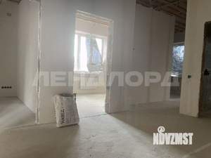 Дом 180м&sup2;, 2-этажный, участок 3 сот.  