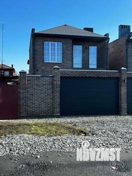 Дом 180м&sup2;, 2-этажный, участок 3 сот.  