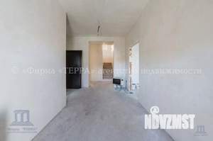 Коттедж 184м&sup2;, 2-этажный, участок 3 сот.  