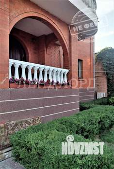 Дом 276м², 4-этажный, участок 4 сот.  