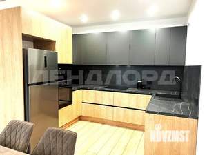 Дом 145м&sup2;, 2-этажный, участок 3 сот.  