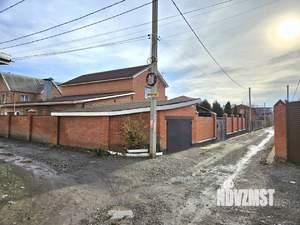 Дом 194м², 2-этажный, участок 6 сот.  