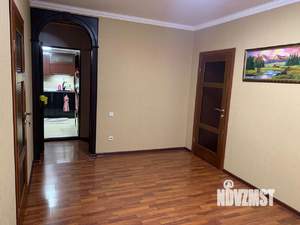 Дом 137м&sup2;, 2-этажный, участок 4 сот.  