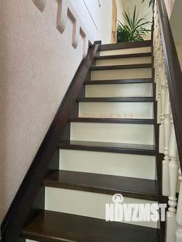 Дом 220м&sup2;, 3-этажный, участок 6 сот.  