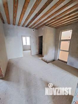 Дом 197м&sup2;, 2-этажный, участок 4 сот.  