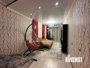 Дом 192м&sup2;, 2-этажный, участок 3 сот.  