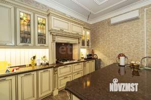 Дом 650м², 2-этажный, участок 7 сот.  