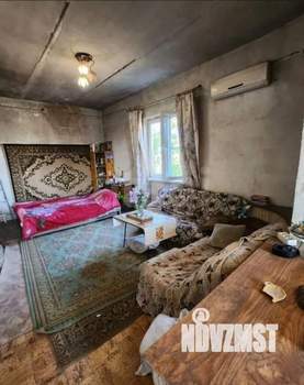 Дом 100м&sup2;, 2-этажный, участок 7 сот.  