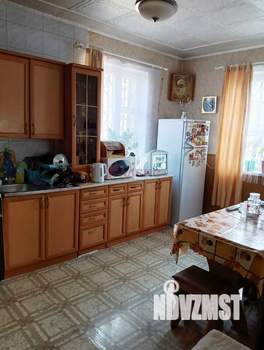 Дом 143м², 3-этажный, участок 2 сот.  