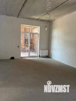 Дом 205м&sup2;, 2-этажный, участок 6 сот.  