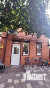 Дом 100м&sup2;, 2-этажный, участок 3 сот.  