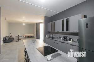 Дом 350м&sup2;, 3-этажный, участок 5 сот.  