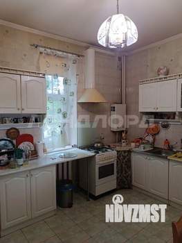 Дом 180м², 2-этажный, участок 4 сот.  