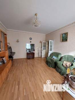 Дом 182м&sup2;, 2-этажный, участок 4 сот.  