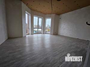 Дом 110м&sup2;, 2-этажный, участок 3 сот.  