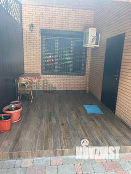 Дом 106м&sup2;, 1-этажный, участок 6 сот.  