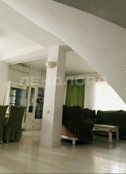 Дом 178м&sup2;, 2-этажный, участок 2 сот.  