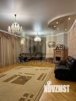 Дом 450м², 3-этажный, участок 5 сот.  