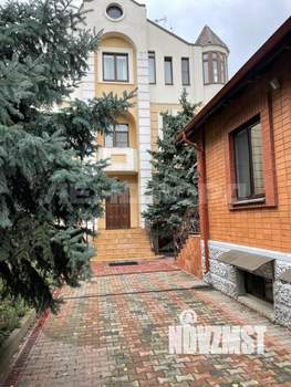 Дом 870м², 4-этажный, участок 2 сот.  