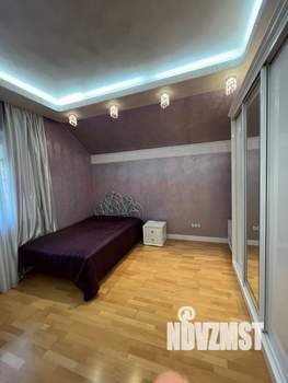 Дом 220м², 2-этажный, участок 6 сот.  