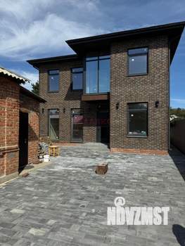 Дом 180м², 2-этажный, участок 4 сот.  