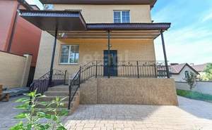 Дом 187м&sup2;, 3-этажный, участок 4 сот.  