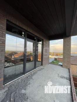 Дом 287м&sup2;, 2-этажный, участок 9 сот.  