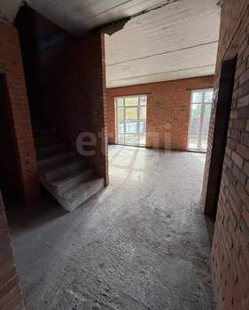 Дом 153м&sup2;, 2-этажный, участок 3 сот.  