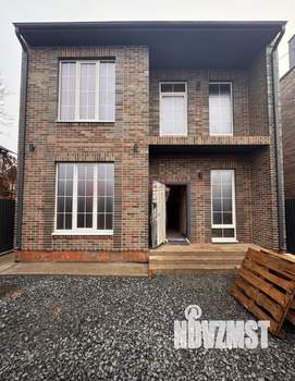 Дом 160м&sup2;, 2-этажный, участок 3 сот.  