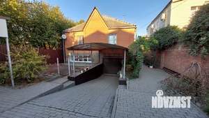 Дом 170м&sup2;, 2-этажный, участок 3 сот.  