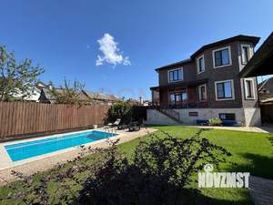 Дом 330м², 3-этажный, участок 6 сот.  