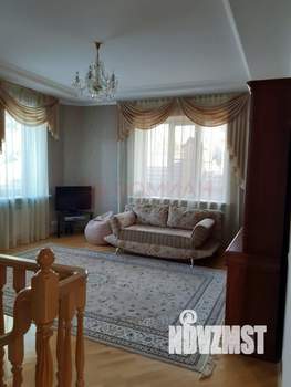 Дом 380м&sup2;, 3-этажный, участок 3 сот.  