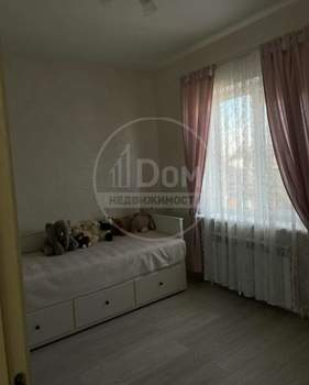 Дом 137м&sup2;, 2-этажный, участок 4 сот.  