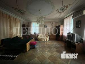 Дом 433м², 2-этажный, участок 6 сот.  