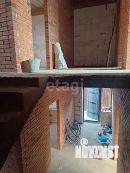 Дом 132м&sup2;, 2-этажный, участок 3 сот.  