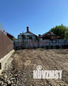 Дом 205м&sup2;, 3-этажный, участок 6 сот.  